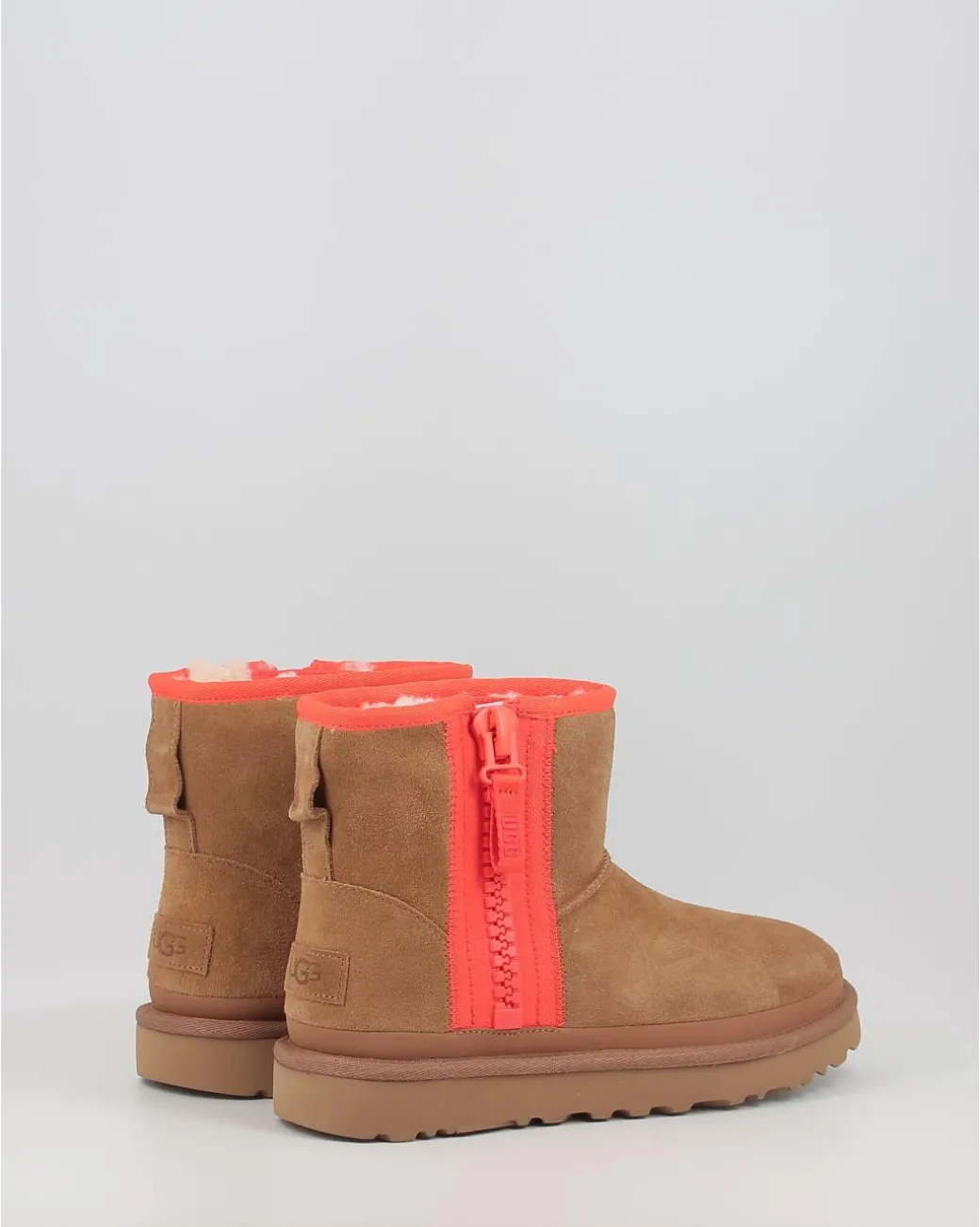 Botas Ugg Classic Mini Zipper Tape Logo Chestnut