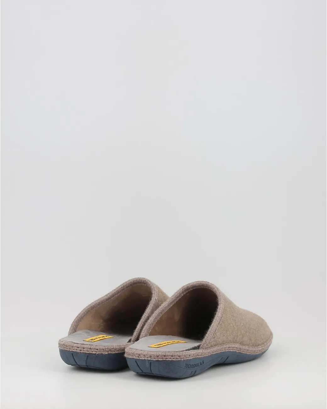 Zapatillas De Casa Nordikas 1728 Arena